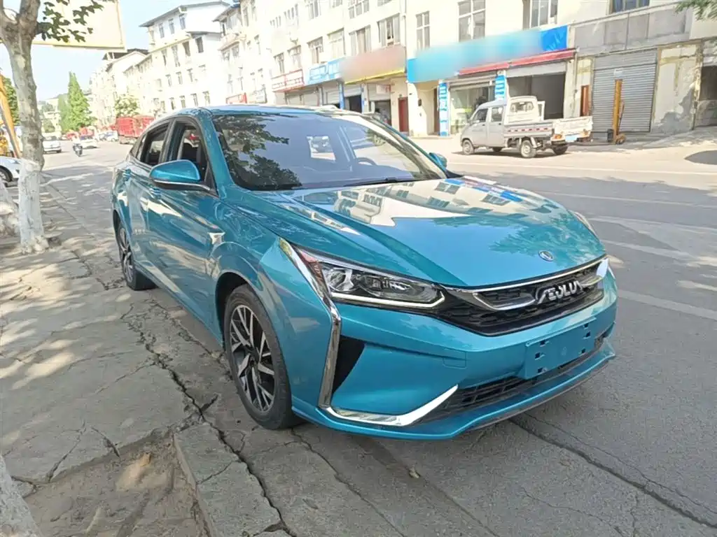 Yixuan 奕炫 2020款 230 T 自动炫目赛道版
