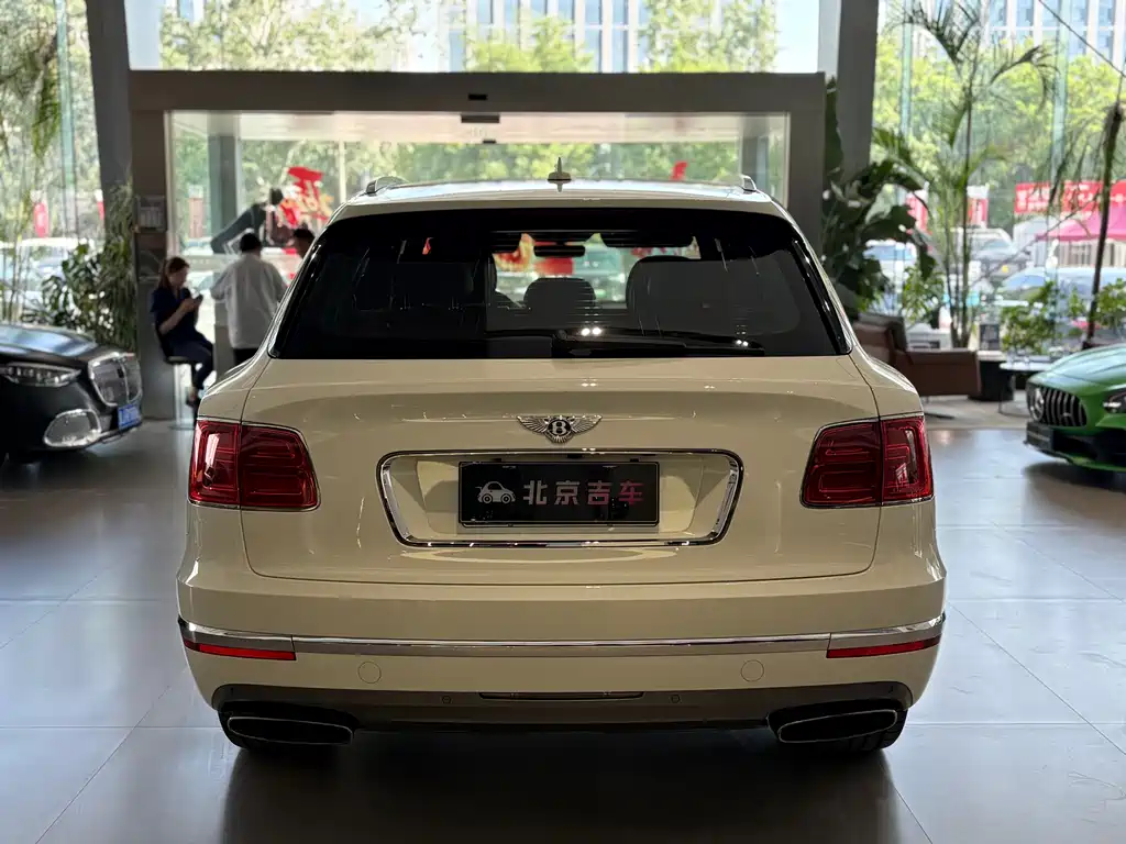 Bentayga 6.0 T Standard