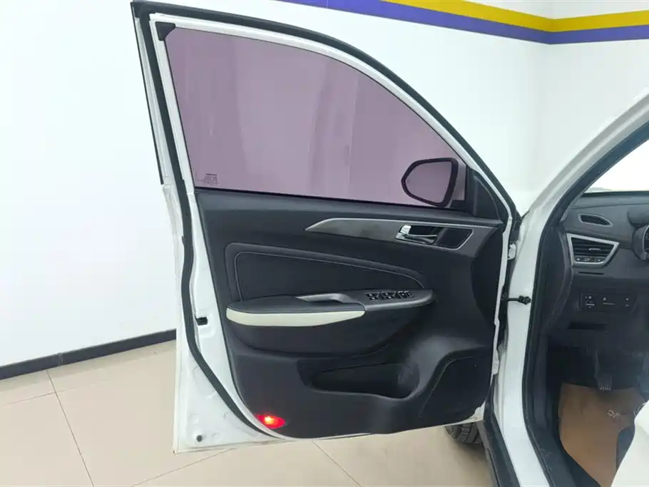 Changan CS35 1.6 L Manual Luxury