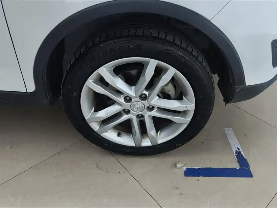 Changan CS35 1.6 L Manual Luxury