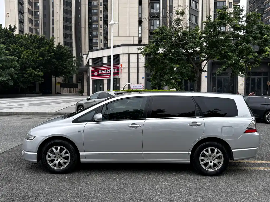 Odyssey 2.4 L Comfort