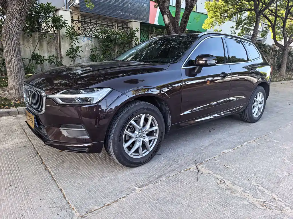 Volvo XC60 T5 4 WD Smart Ease