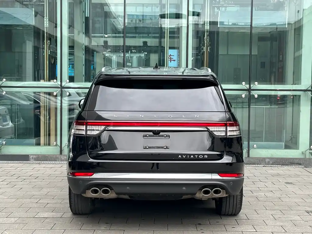 Aviator 3.0 T V6 4 WD Premium