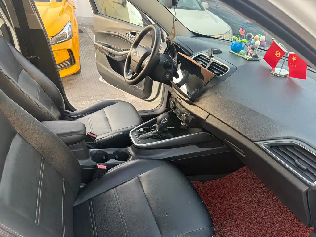 Escort 福睿斯 2019款 改款 1.5 L 自动质享型 国V