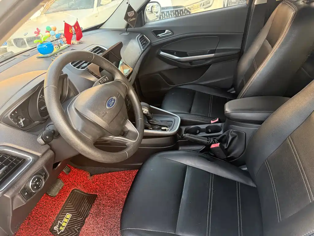 Escort 福睿斯 2019款 改款 1.5 L 自动质享型 国V