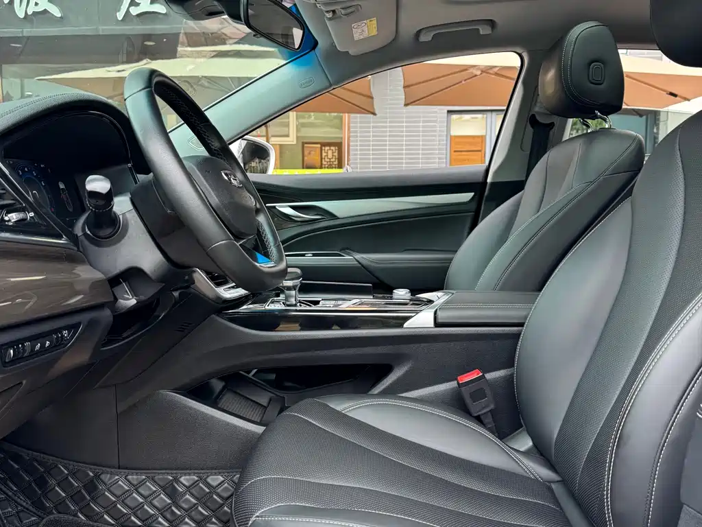 Borui 1.8 T Navigator +