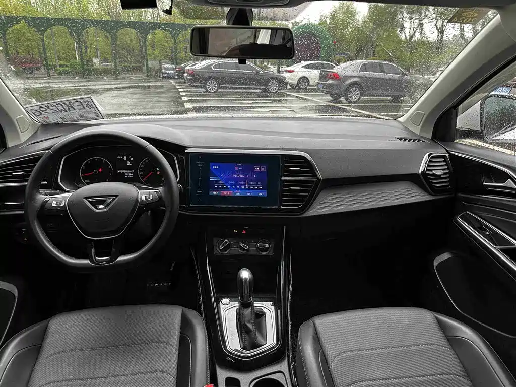 Jetta VS5 280 TSI Auto Joy Pro