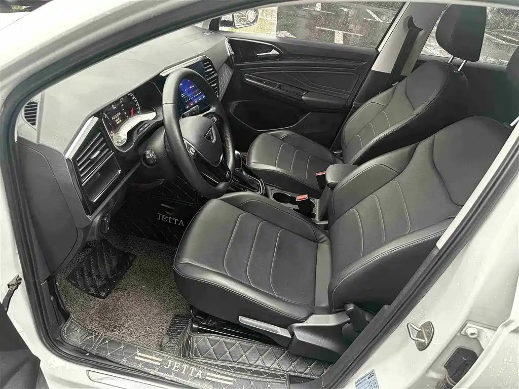 Jetta VS5 280 TSI Auto Joy Pro