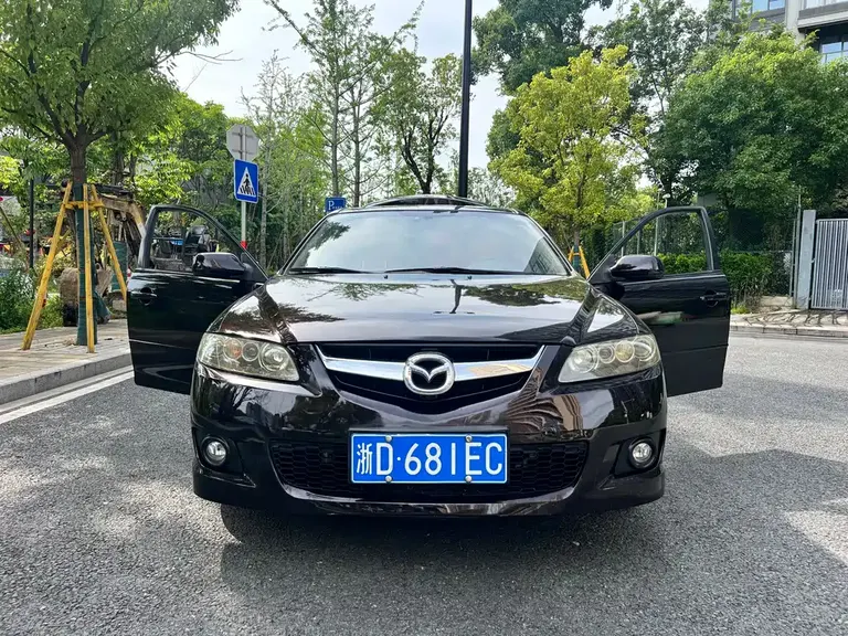 Mazda 6 2.0 L Auto Fashion