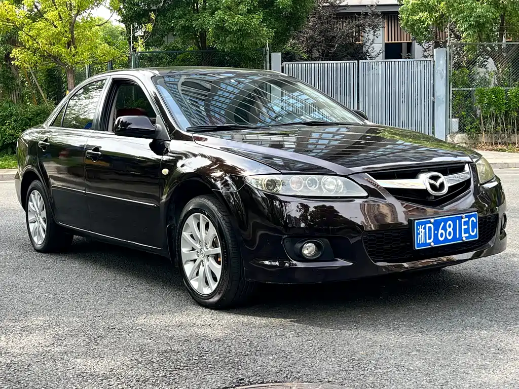 Mazda 6 2.0 L Auto Fashion