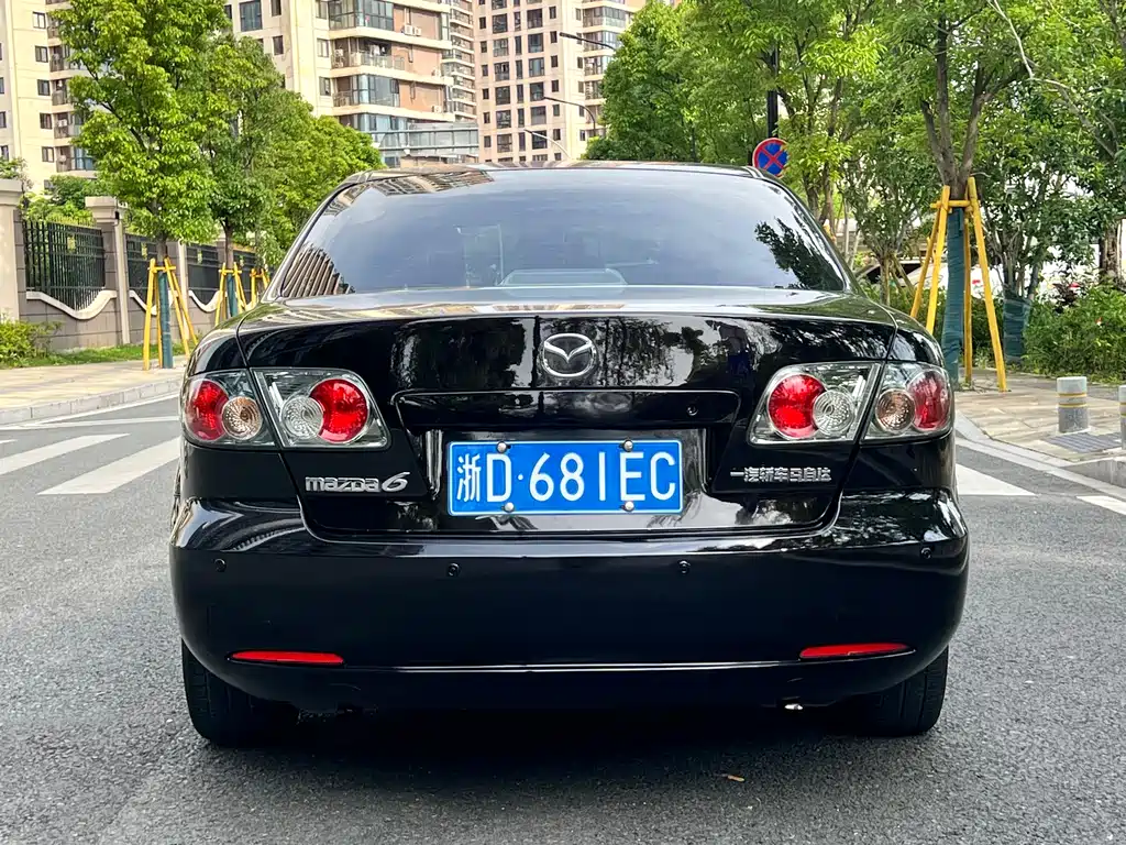 Mazda 6 2.0 L Auto Fashion