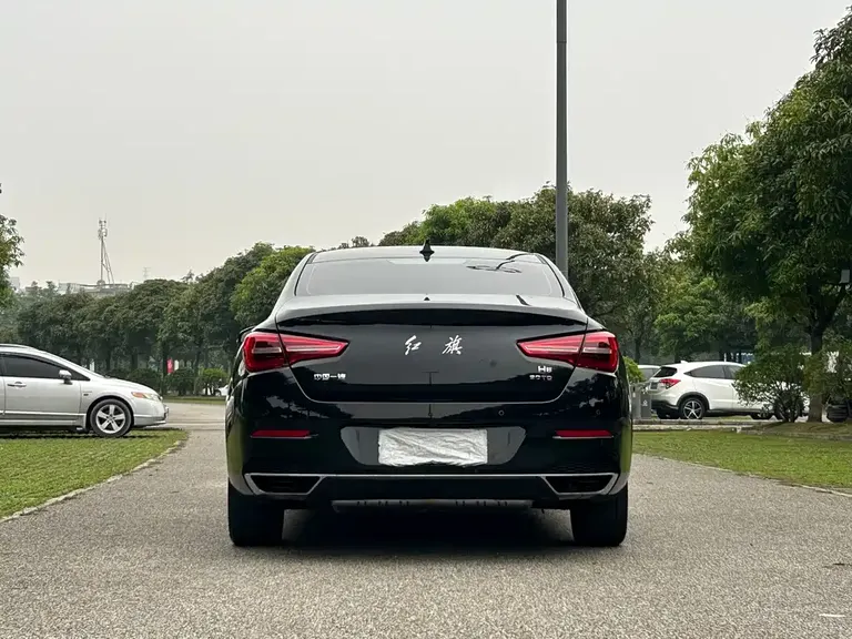 Hongqi H5 Classic 1.5 T DCT Flagship Charm