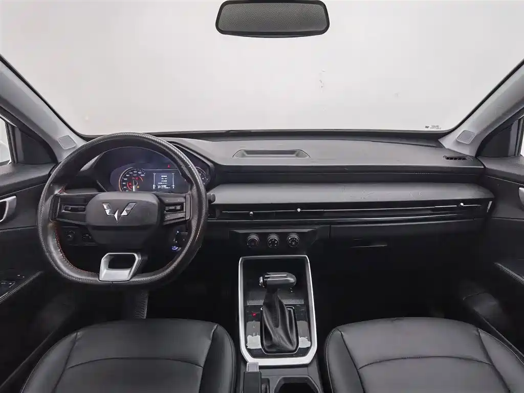 Wuling Xingchi 1.5 L CVT Smooth Cool
