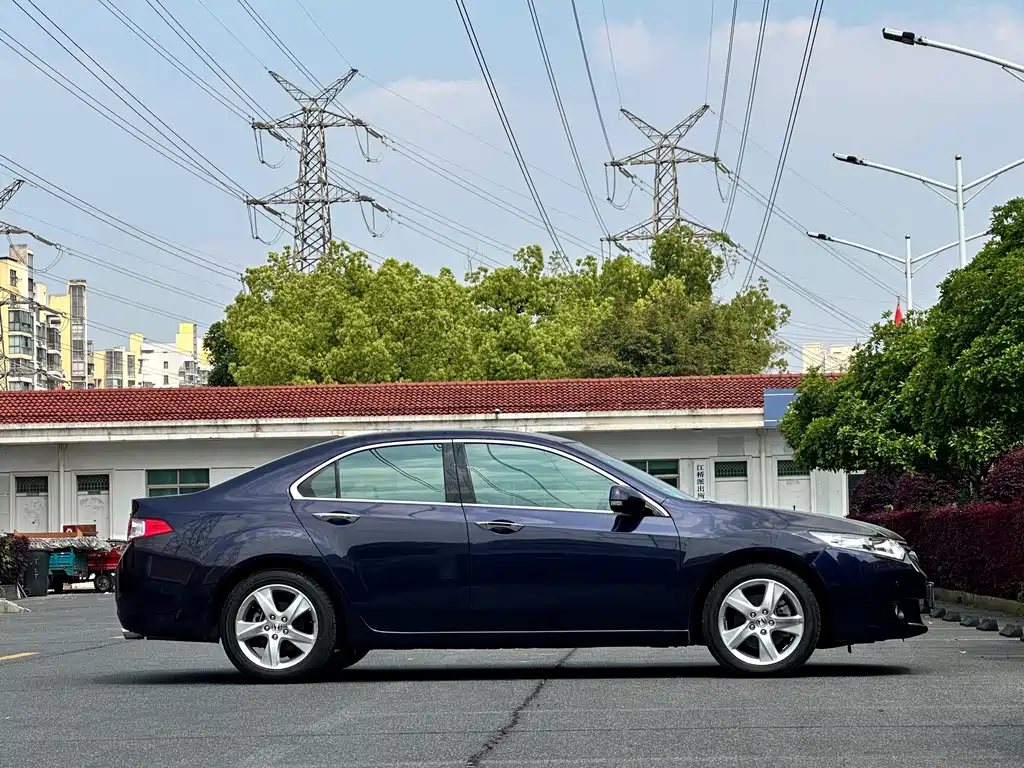 Spirior 2.4 L Luxury