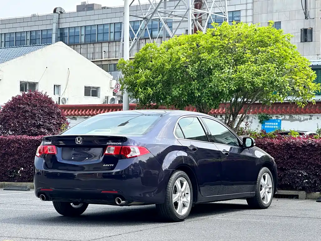 Spirior 2.4 L Luxury