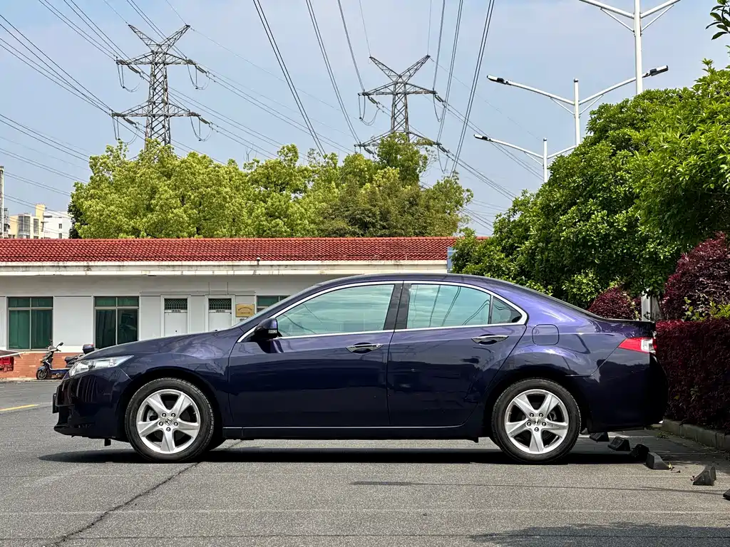 Spirior 2.4 L Luxury