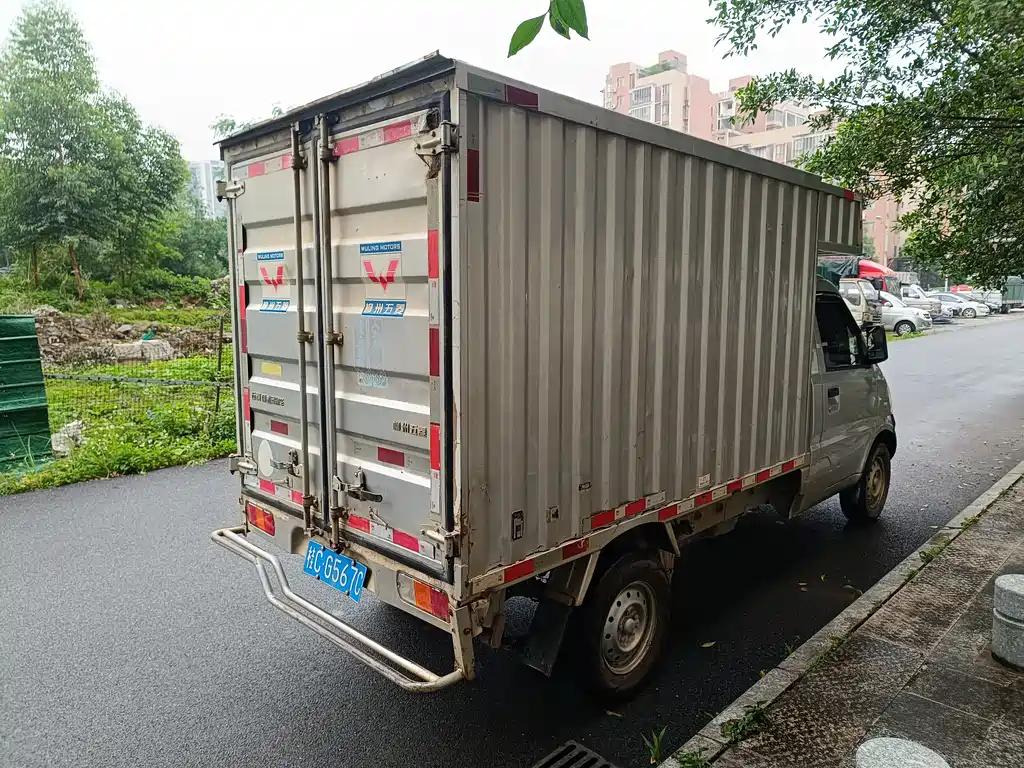 Wuling Rongguang Mini Truck 1.5 L Single Cab Basic L3 C