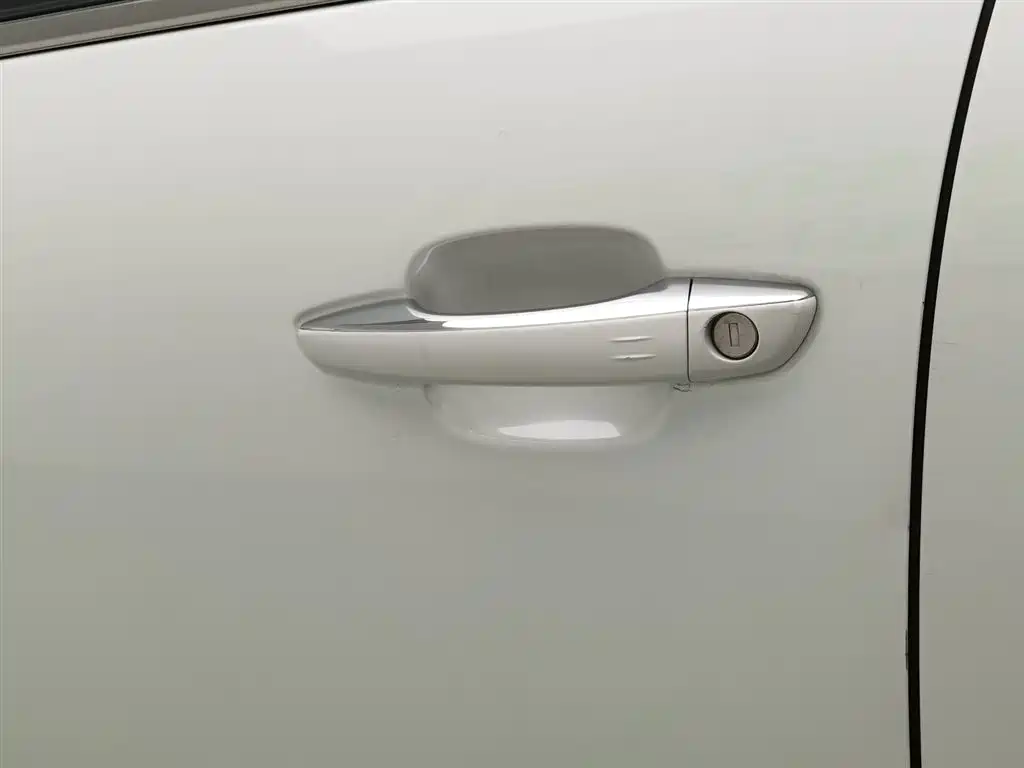 C5 Aircross 380 THP Luxury