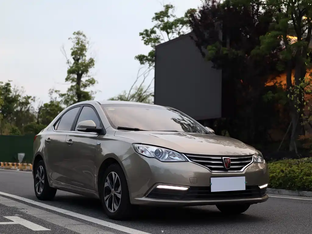 Roewe 360 1.5 L Auto Luxury