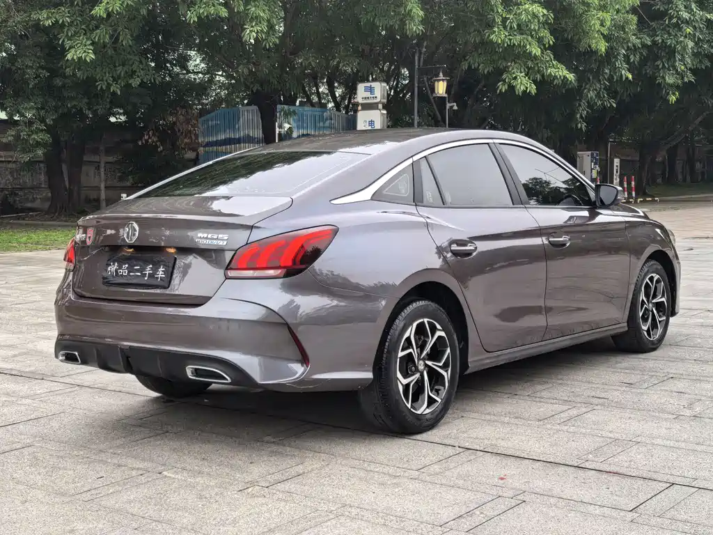 MG5 Facelift 180 DVVT CVT Youth Luxury