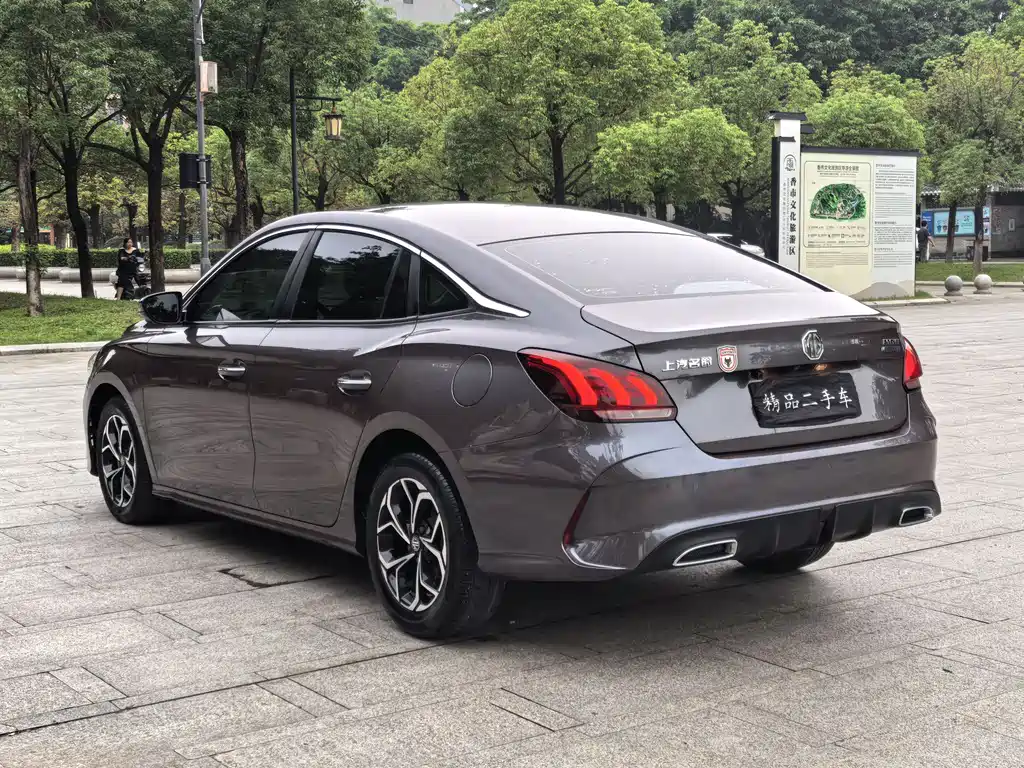 MG5 Facelift 180 DVVT CVT Youth Luxury