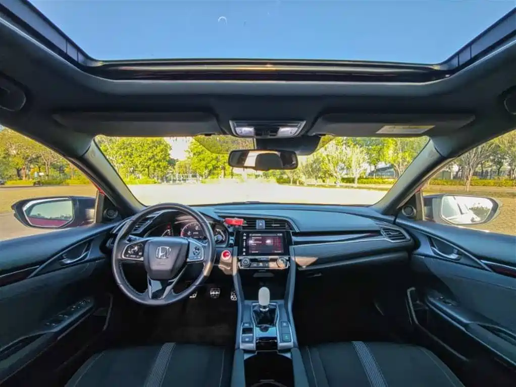 Civic HATCHBACK 220 TURBO Manual Drive Fun Control