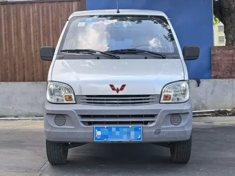 Wuling Zhiguang 1.2 L Utility LSI
