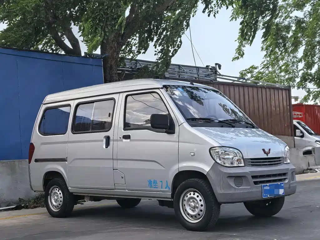 Wuling Zhiguang 1.2 L Utility LSI