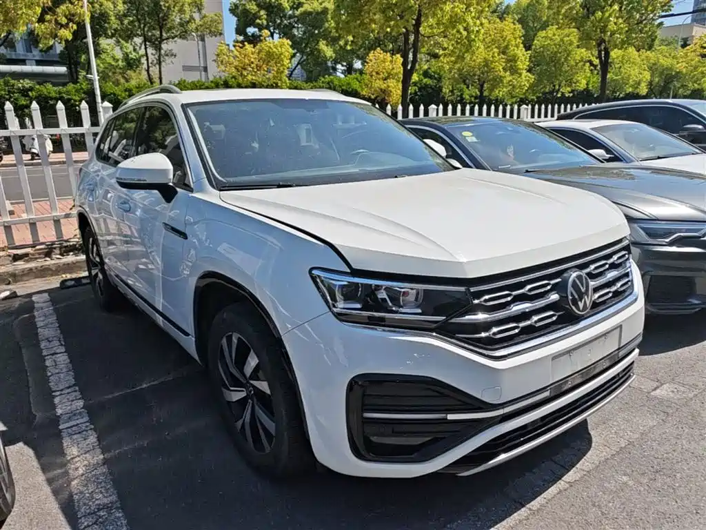Tayron 330 TSI 2 WD 3 Anniversary Limited
