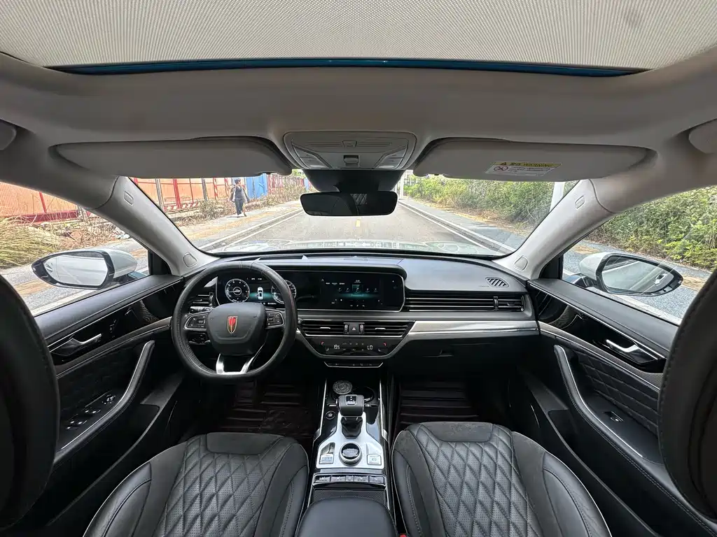 Hongqi HS5 2.0 T Connected Flagship Enjoyment 4 WD