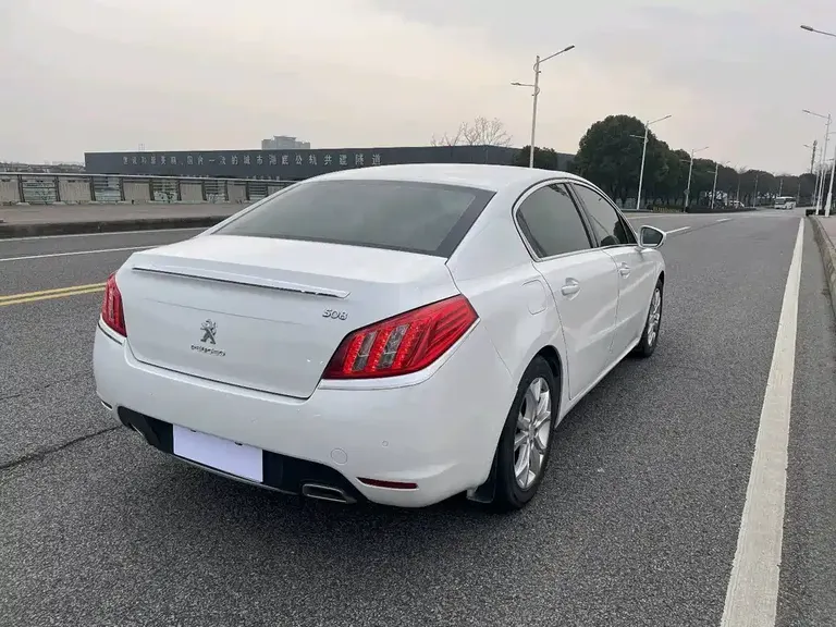 Peugeot 508 2.3 L Roland · Garros