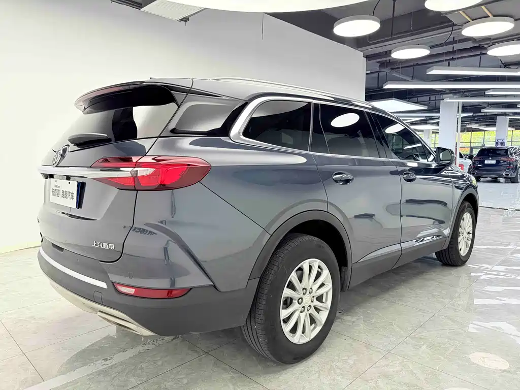 Enclave 28 T 2 WD Battle Flag