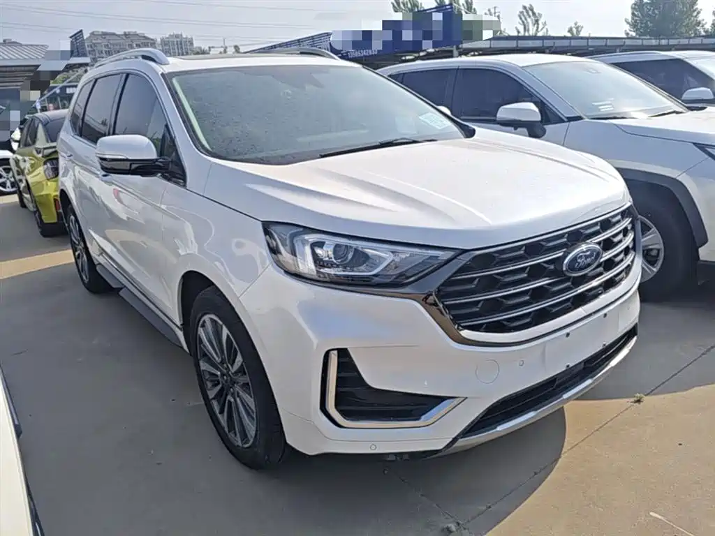 Edge PLUS EcoBoost 245 2 WD Grand Sharp 7-seat