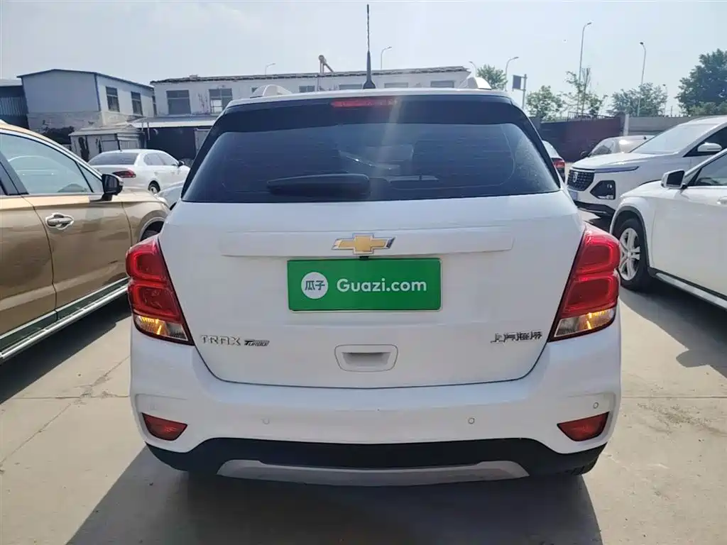 Tracker 1.4 T Auto 2 WD Luxury