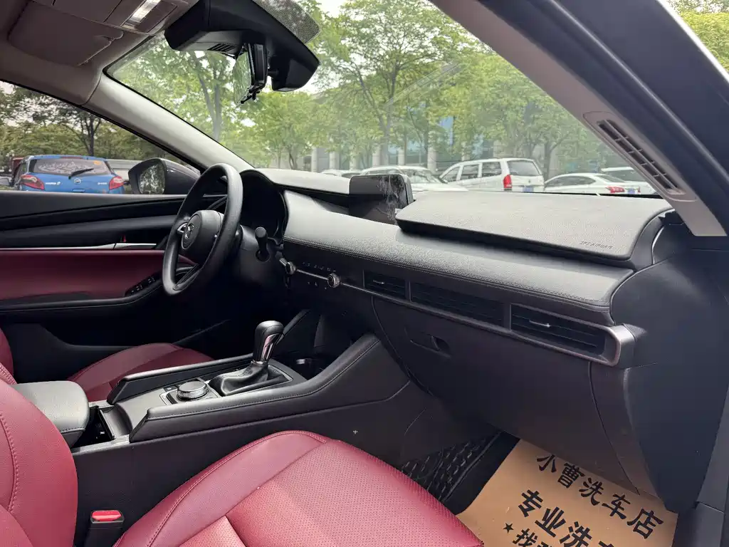 Mazda 3 Axela 2.0 L Auto Quality Engine