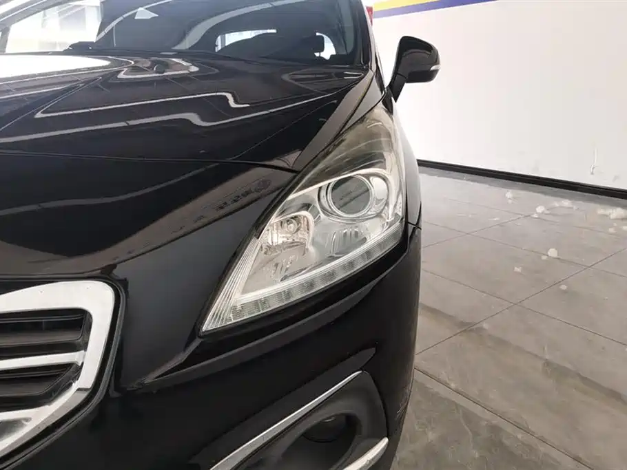 Peugeot 3008 2.0 L Auto Trendy