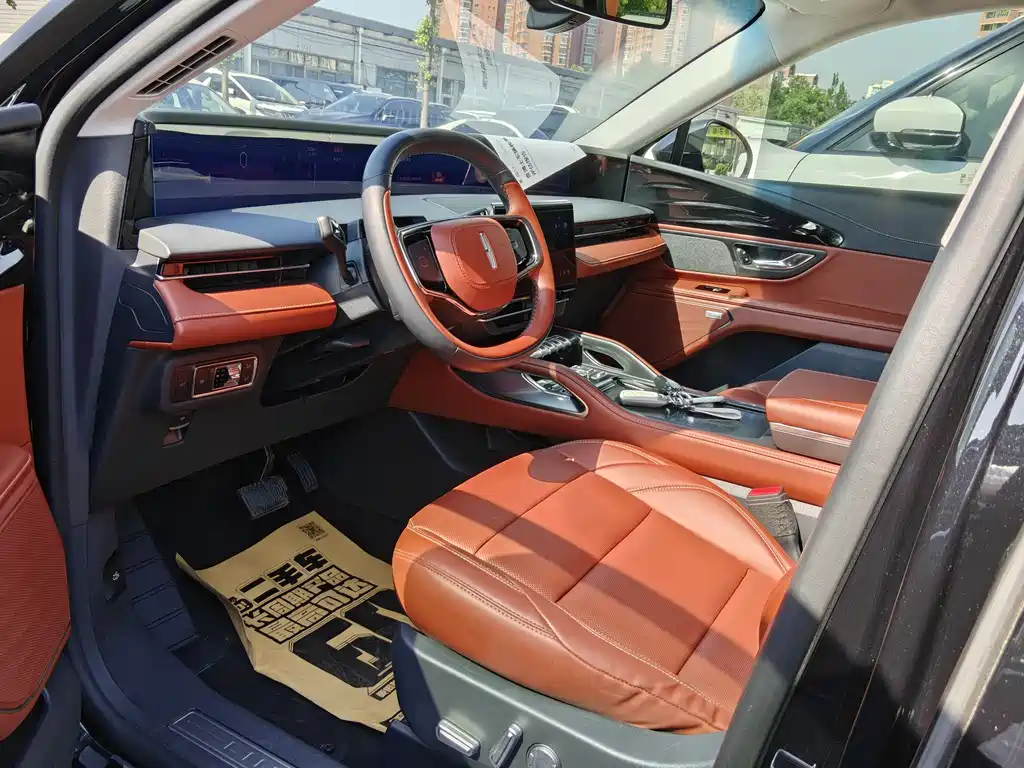 Nautilus 2.0 T 4 WD Comfort Supreme Hybrid