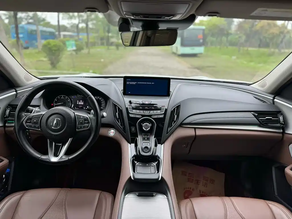 Acura RDX 2.0 T Premium CN-VI