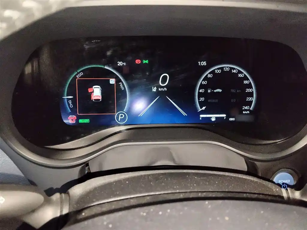 Granvia 2.5 L Hybrid Flagship
