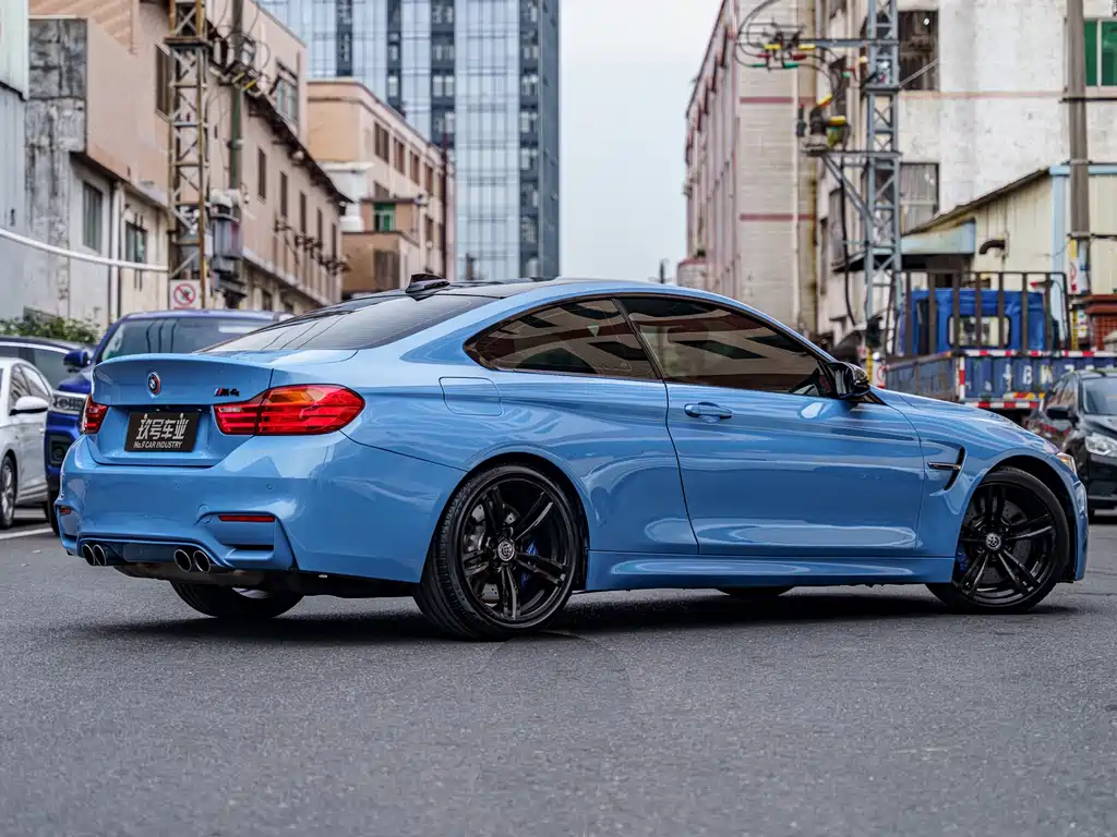 BMW M4 M4 2-door Coupe