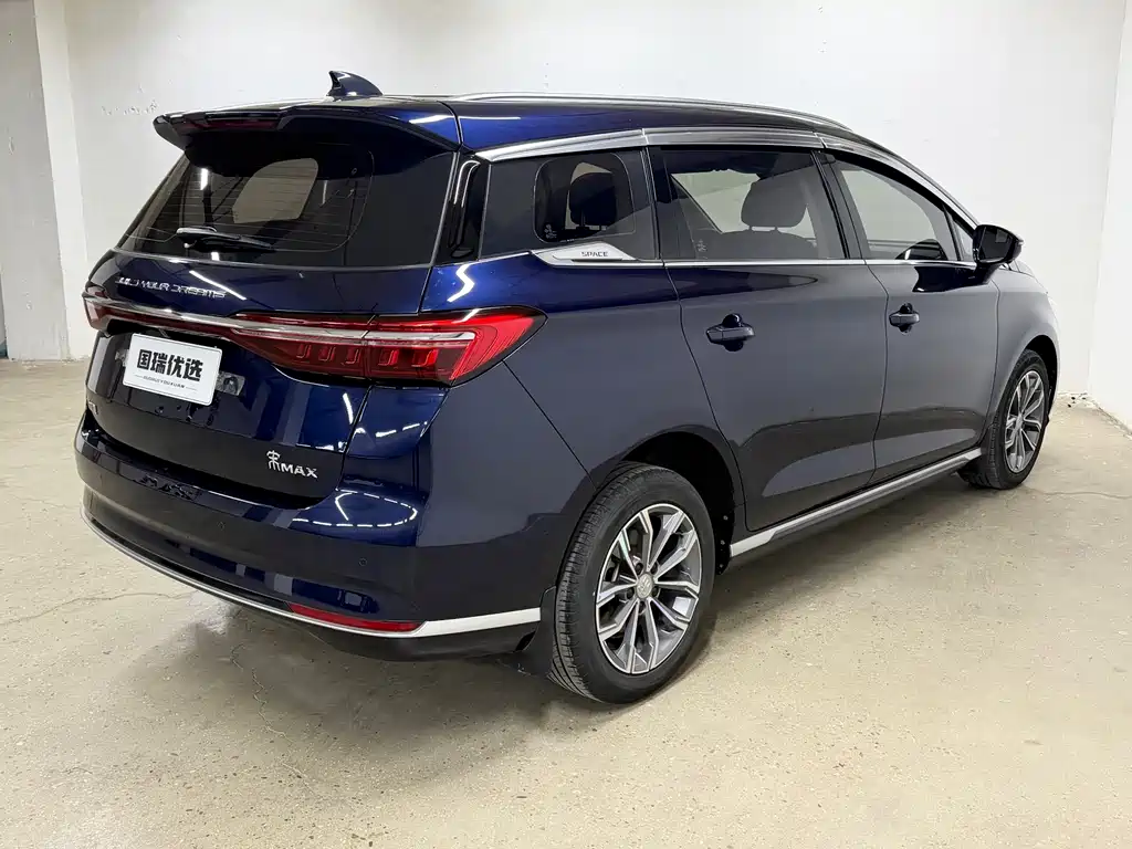 Song MAX Upgraded 1.5 T Auto Distinguished 6-seat