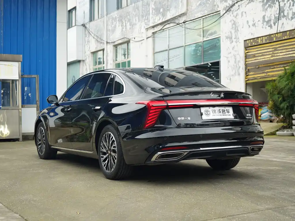Hongqi H5 2.0 T Auto Connected Flagship