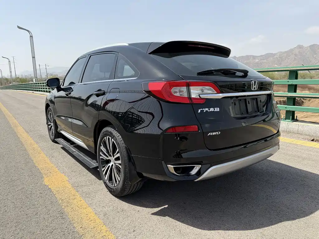 Avancier 370 TURBO 4 WD Premium