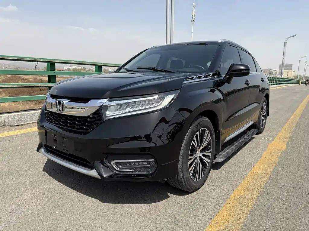 Avancier 370 TURBO 4 WD Premium
