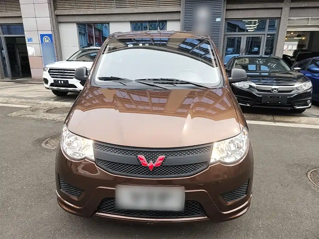Wuling Hongguang 1.2 L S Basic CN-VI LSI