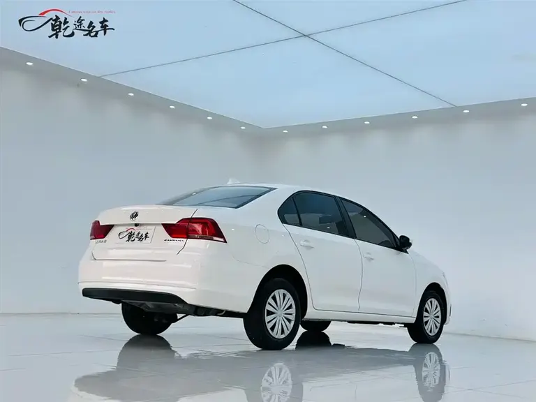 Volkswagen Santana 1.5 L Auto Style