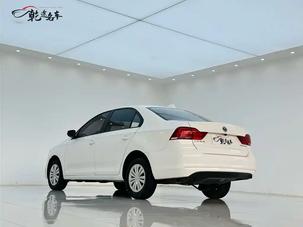 Santana 1.5 L Auto Style