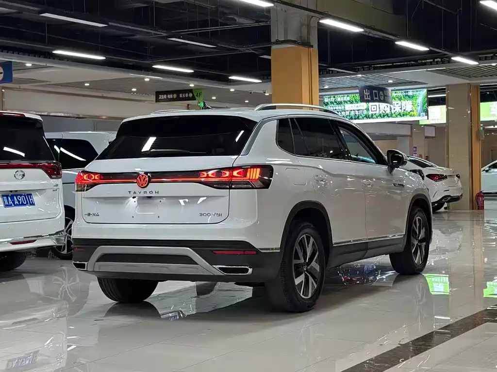 Tayron 300 TSI 2 WD Luxury Plus Advanced