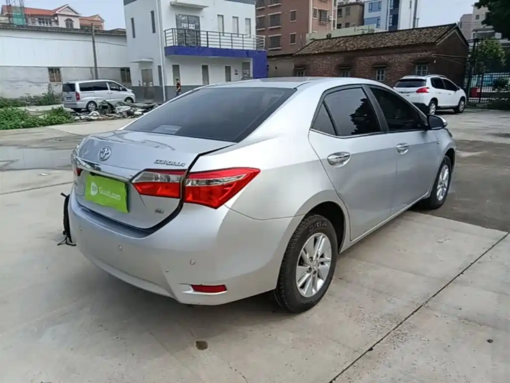 Corolla Facelift 1.6 L S-CVT GL