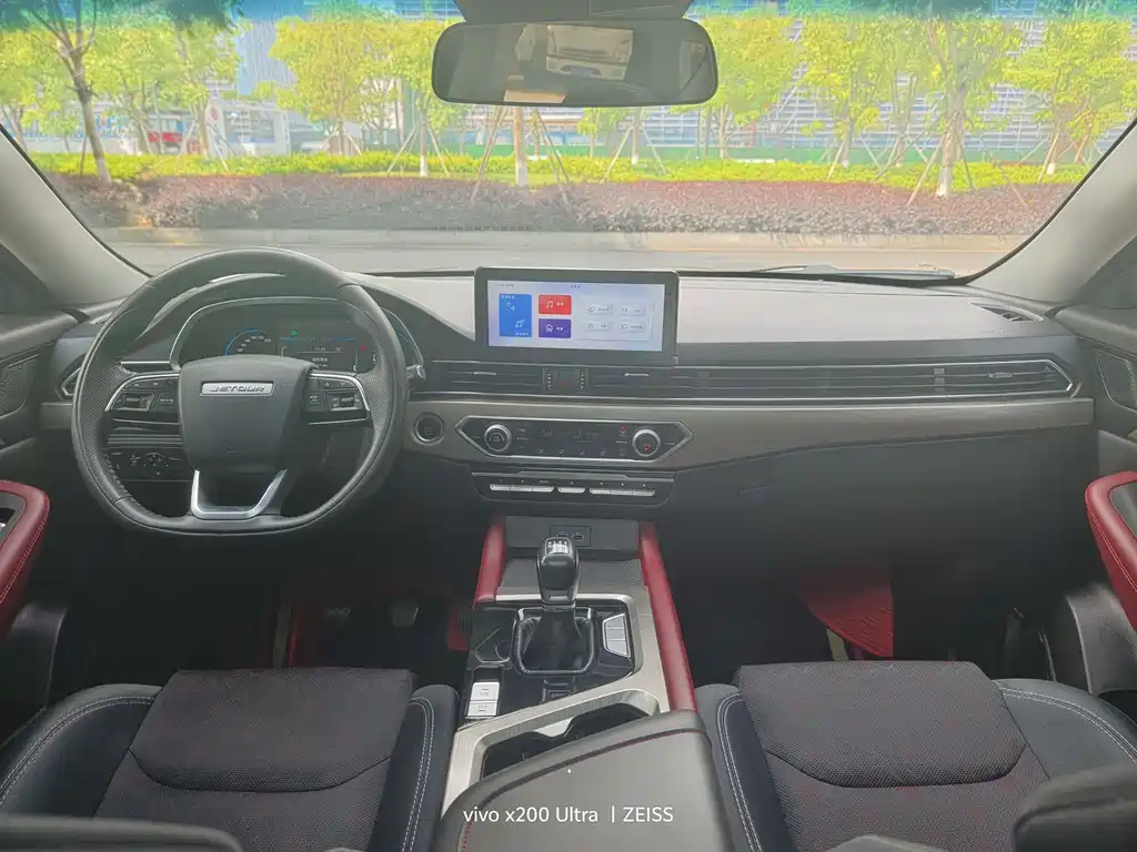 Jetour X70 捷途X70 2023款 1.5 T 手动超越版 7座